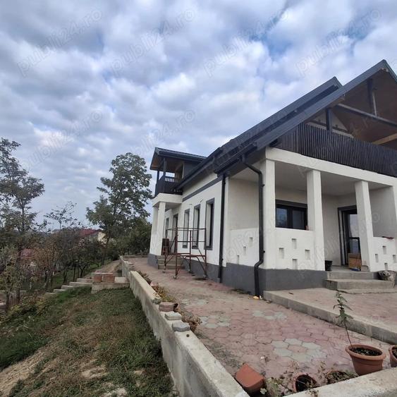 Vand casa P+M (2020) cu teren 2.860 m , ?igana?i strada principala - 9