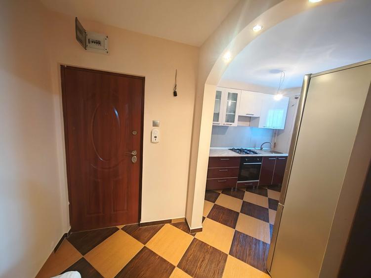 Ap.2 cam. Podu Ros/Cantemir, et.1, centrala termica, mobilat si utilat! - 3