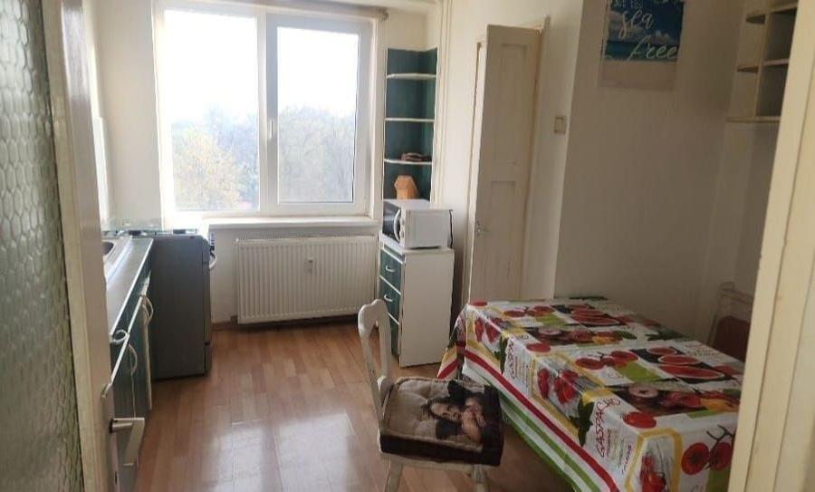Chirie apartament 2 camere decomandat,zona Dacia - 7