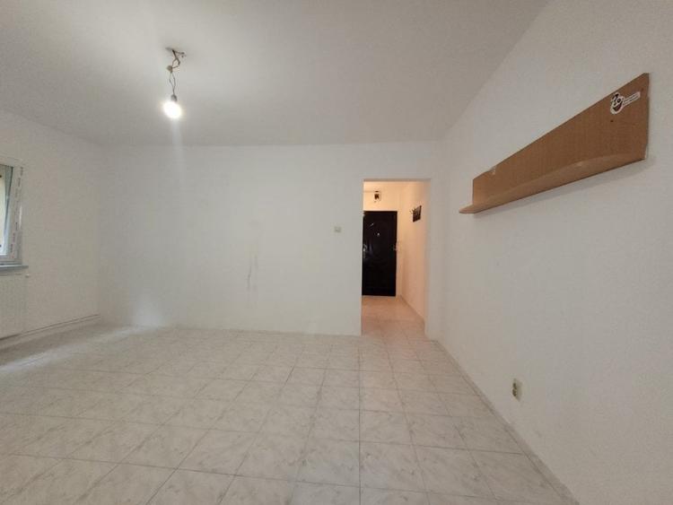 NAVODARI-EST- 2 camere confort 1, parter cu centrala pe gaz - 2