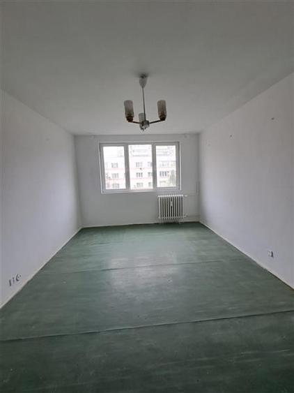 Vanzare apartament 3 camere metrou 1 Decembrie 1918 - 1