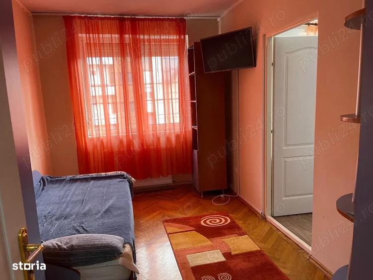 Dau in chirie apartament cu 3 camere zona centrala - 4