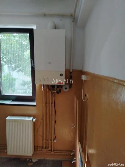 Apartament cu doua camere semidecomandat