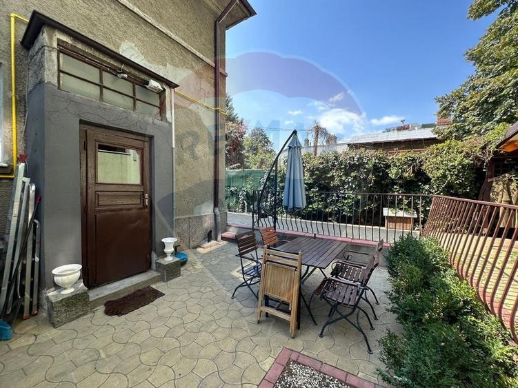 Casa / Vila cu 3 camere de inchiriat strada Pargarilor Stefan cel Mare - 29