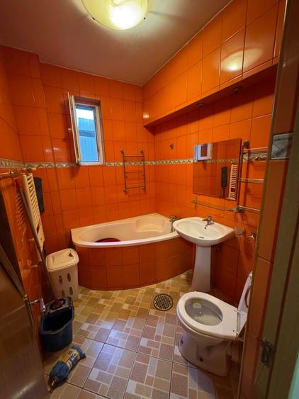 Proprietar | 2 camere decomandat | parter in vila | beci | cota teren 54,18 mp | Nerva Traian - 5