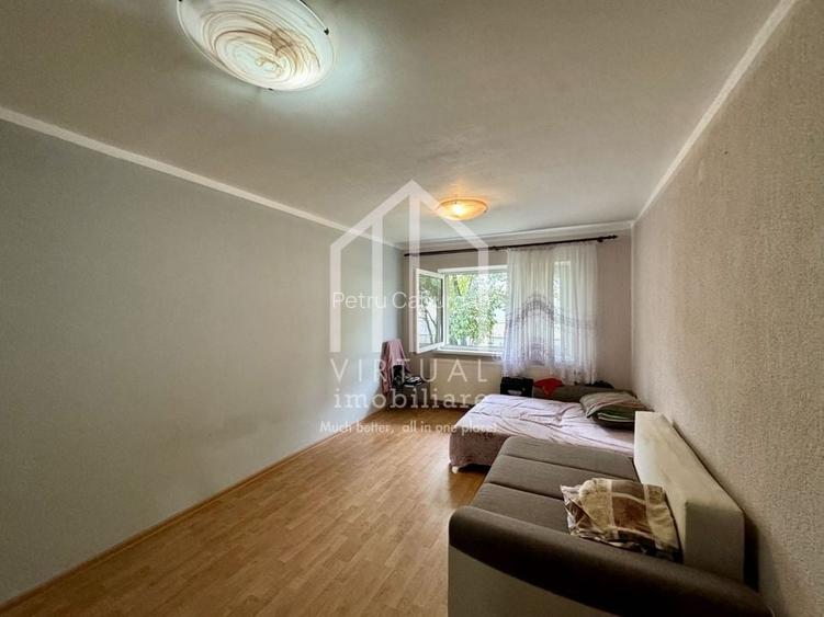 Apartament cu 3 camere, pivnita | zona Vasile Aaron.