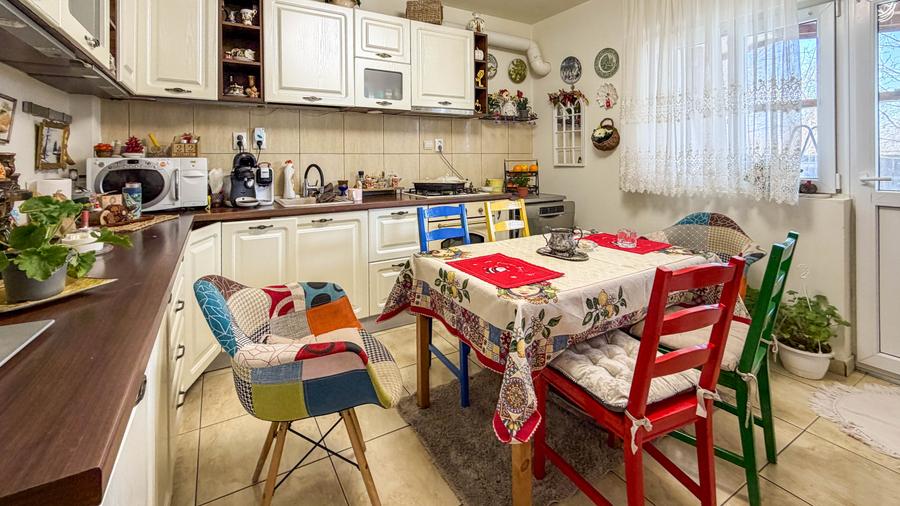 Varasti: Vila individuala cu o curte de 1000 mp ! - 21