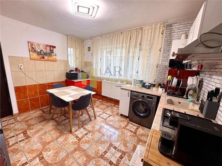 Vanzare apartament in casa, curte proprie, Ploiesti, zona centrala. - 7