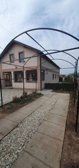 Vand casa parter 120 mp,teren 1000 mp + foisor si bucatarie vara 50 mp - 2