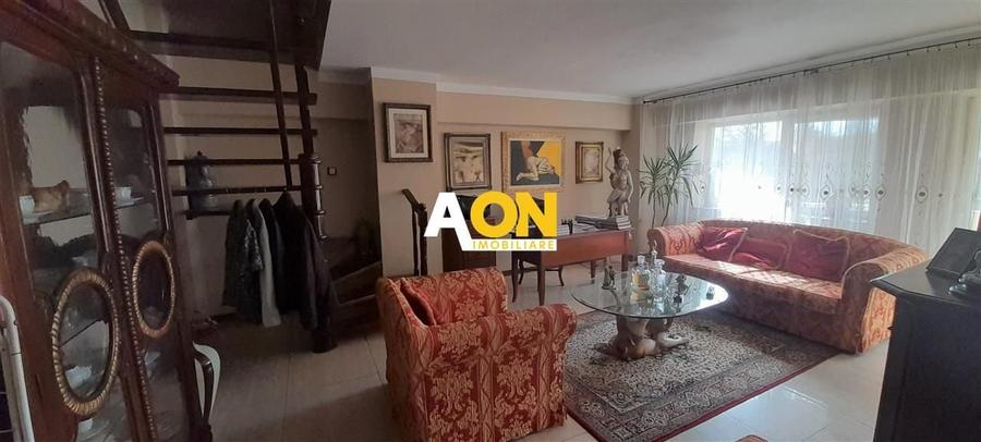 Apartament 3 camere cu scara interioara zona ultracentrala - 5