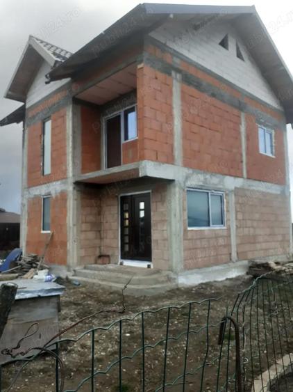 Casa bradu p+1 - 2