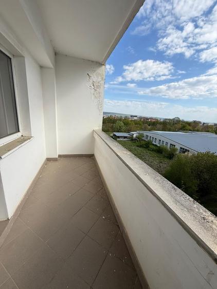 Apartament cu 2 camere decomandat în Zorilor