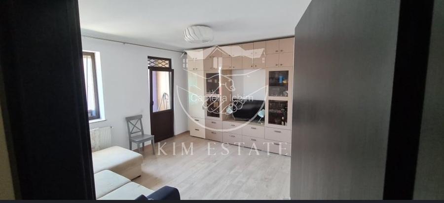 Apartament cu 3 camere de INCHIRIAT disponibil din 20 august! Apartament cu 3 camere de INCHIRIAT disponibil din 20 august!