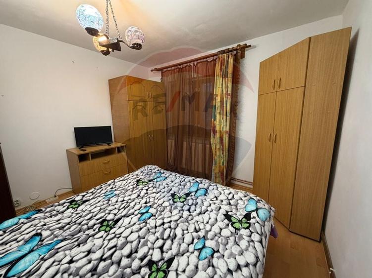 Apartament cu 3 camere de închiriat în zona Rovine - 4