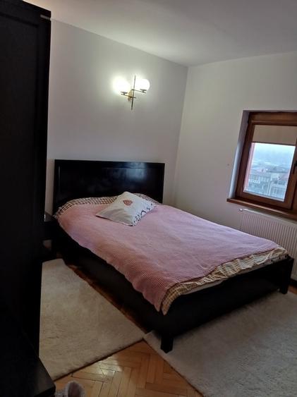 casa / vila Craiovei , RENOVATA /mobilata/utilata ,finisaje superioare - 7