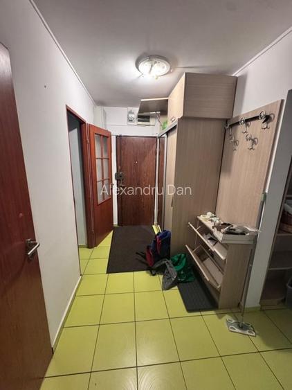 Apartament 4 camere-decomandat-zona Politehnicii