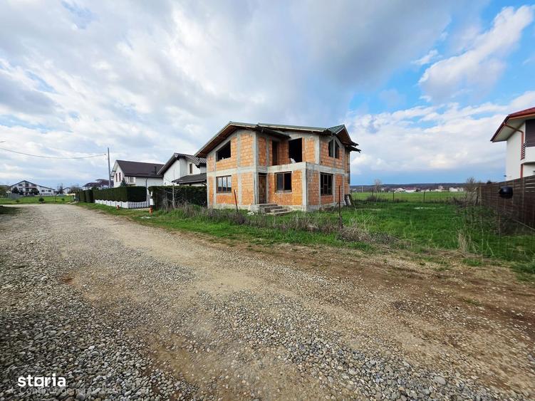 Vila P+1 la ro?u, 5 camere, 143 mp utili, teren 450 mp, Cocosesti - 1