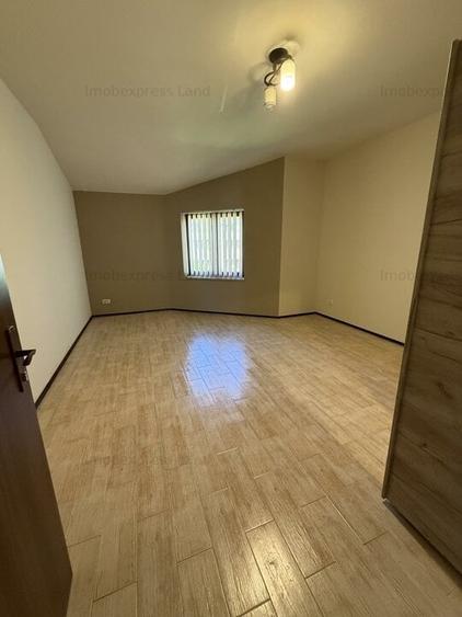 Casa pentru firma sau Familie in zona Mehala Aproape de strada Cetatii - 10