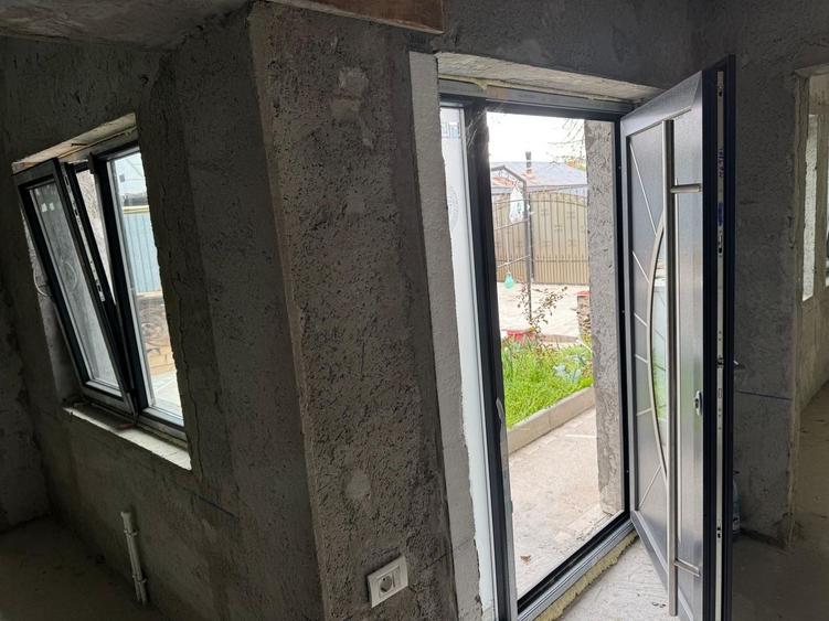 114.000 Euro- casa 3 dormitoare, 2 grupuri sanitare, zona Arcasilor - 7