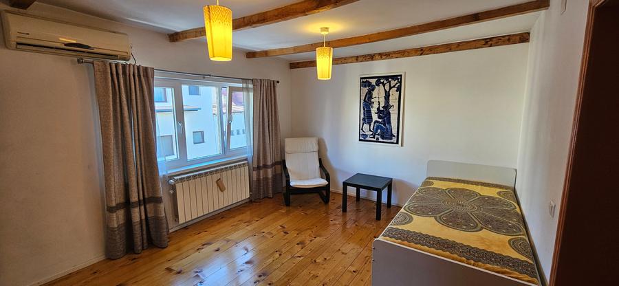 Apartament deosebit de 116 mp,  vila, situat pe str Ciprian Porumbescu - 7