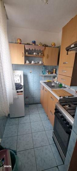 Apartament 3 camere, 38 mp, zona Piata Valea Rosie - 2