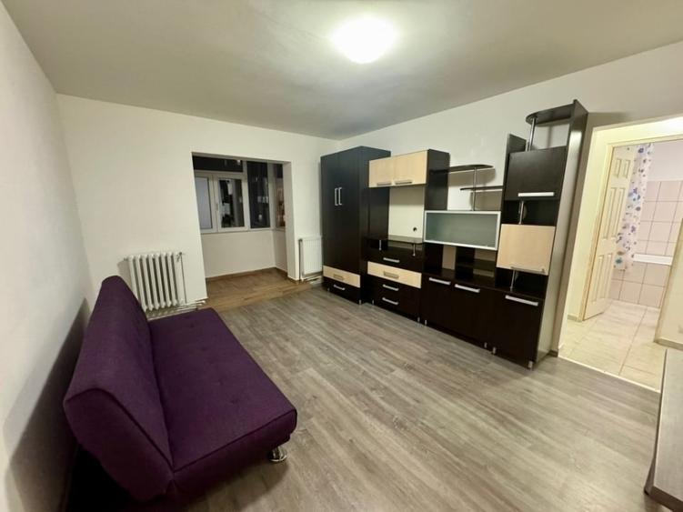 BAZA 3 - 2 CAMERE - ETAJ 2 - BLOC DIN 1982 - RENOVAT - LIBER MUTARE IMEDIATA - 2