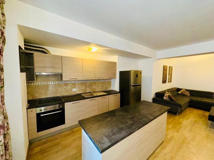 Aleea Privighetorilor 4 camere decomandate (ne)mobilat complet etaj 2/S+P+7 - 8