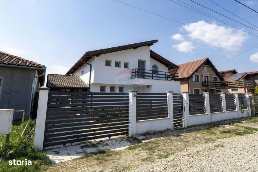 De vanzare casa cu 6 camere in Santandrei - 4