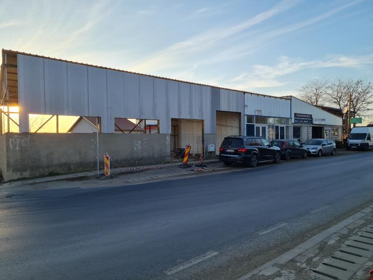 Proprietate mixta- spatii comerciale, service auto, casa si teren - 1
