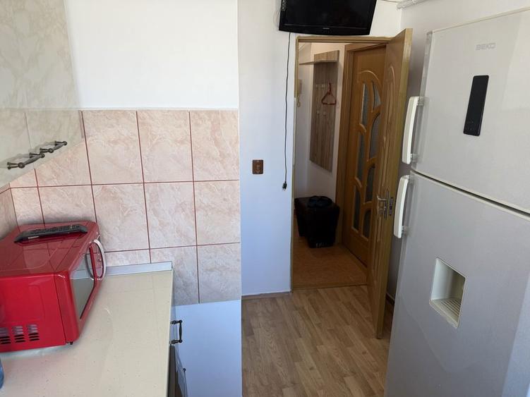 Inchiriez apartament cu o camera - 4