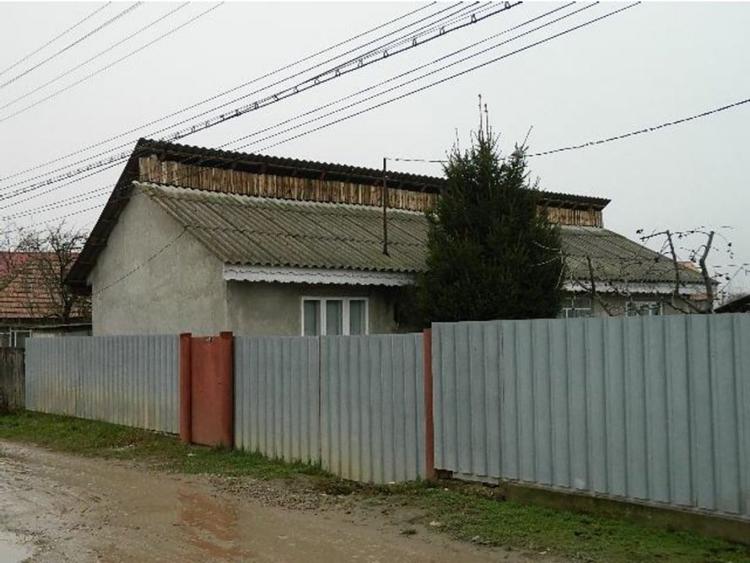 Casa de vanzare in Adjudu Vechi, Jud. Vrancea - 1