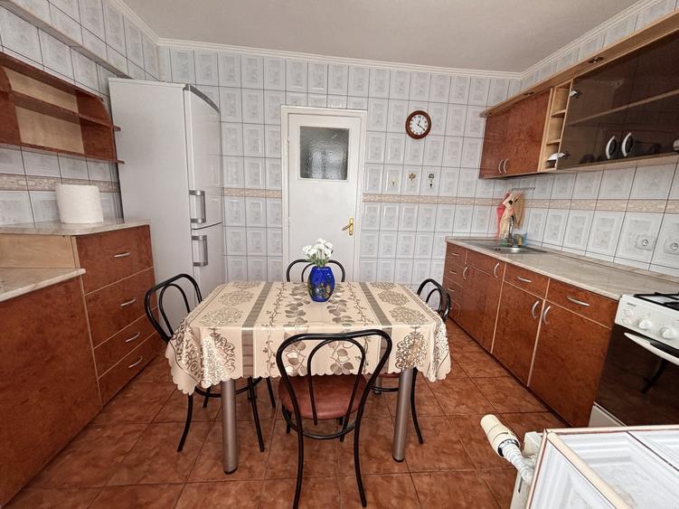 2 Camere - Piata Sudului - Berceni - 700 m. de Metrou P. Sudului - 10