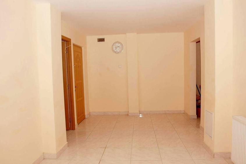 Vand apartament parter - 6