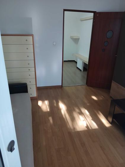 Inchiriez apartament - 1
