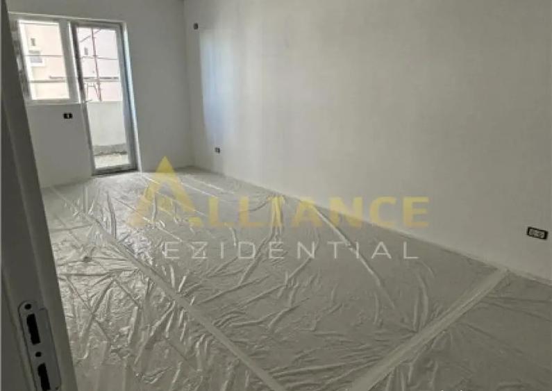 Garsoniera moderna bloc nou cu incalzire in pardoseala langa - 1