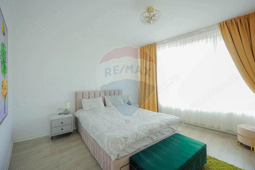 Cladire multifunc?ionala de vanzare spa?iu comercial + 2 apartamente - 4