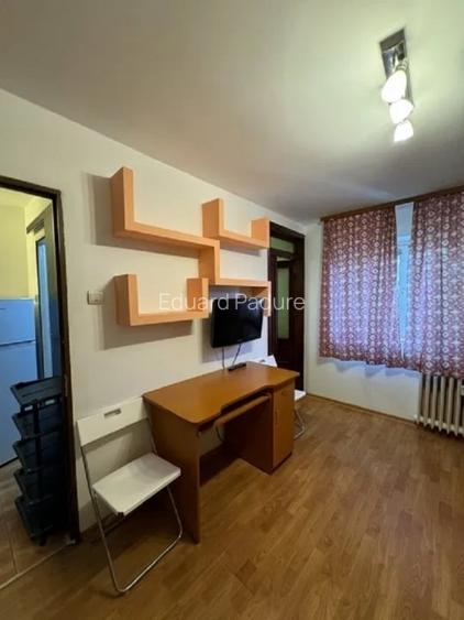 Garsonieră decomandată în Semicentral Garsonieră decomandată în Semicentral