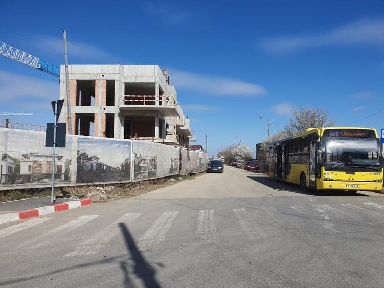 Teren de vanzare Intravilan pipera, 2000mp ,stradal- Bellemonde , deschidere 24m - 1