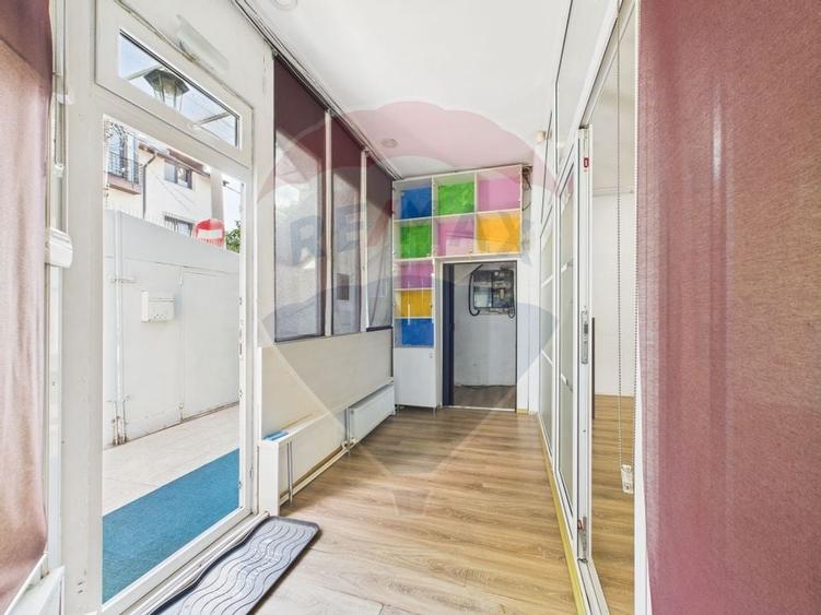 Vila de inchiriat  Vatra Luminoasa, spatiu comercial sau birouri - 12