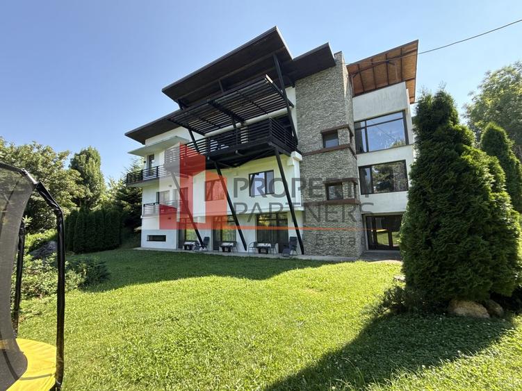 Pensiune  în Bran, sat Poarta – Afacere la cheie, locație premium - 1