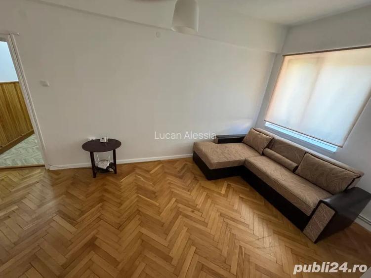 Apartament cu 2 camere de inchiriat Apartament cu 2 camere de inchiriat