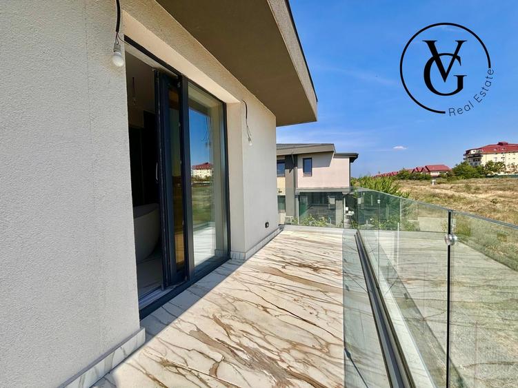 Duplex cu 4 camere cu Canalizare în Pipera