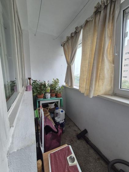 AP. 2CAM. ET.6/10 - AUCHAN TITAN,IRIS MALL / STR. JEAN STERIADI! - 8