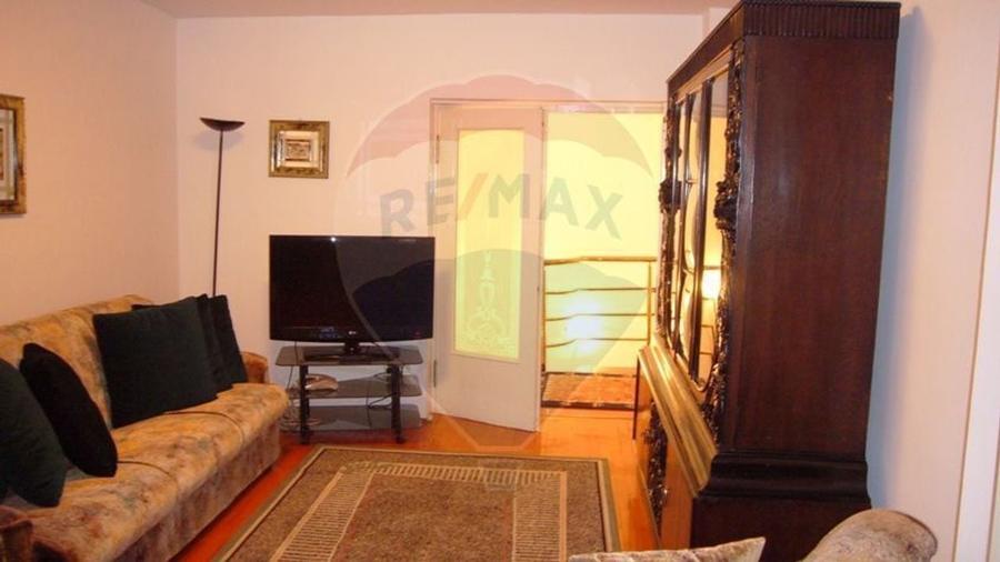INCHIRIERE /Apartament premium cu 3 camere |/30 mp /Bd. Unirii 61 - 5