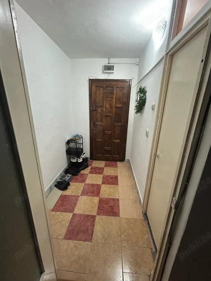 vand garsoniera Mioveni A -uri etaj 3 - 4