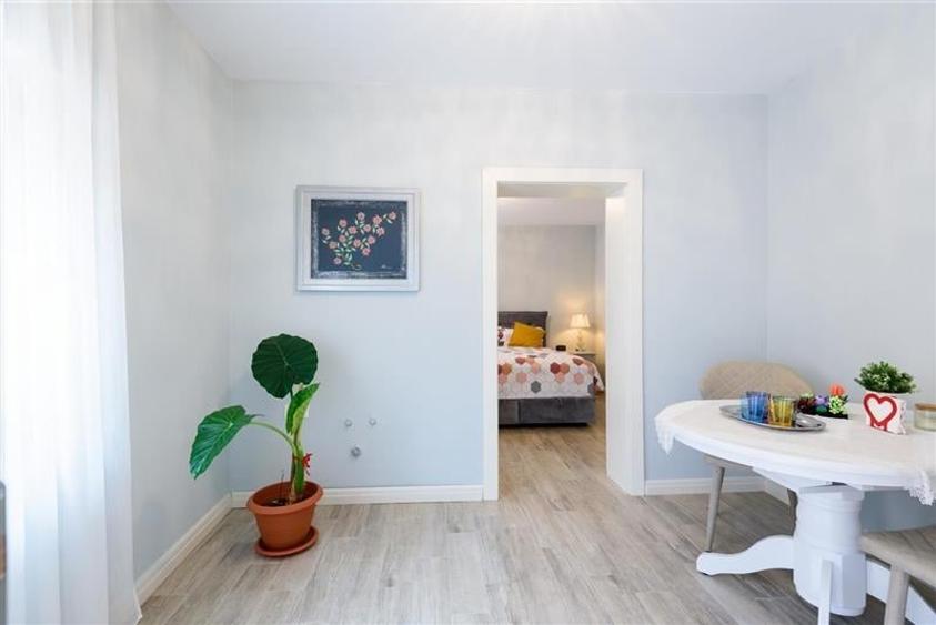 Proprietate nobiliara, cu influente moderne, Prejmer, Brasov- rezidential/ comer - 22