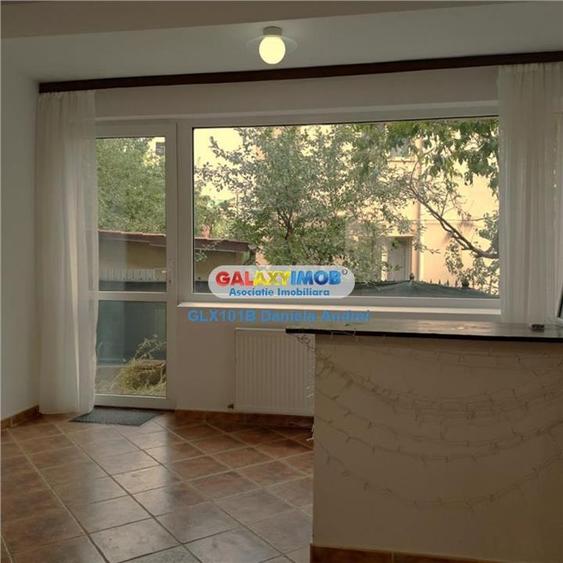 Vanzare Vila, 2007, D+P+1Etaj+M, teren 300 mp, Oras Otopeni-central - 15