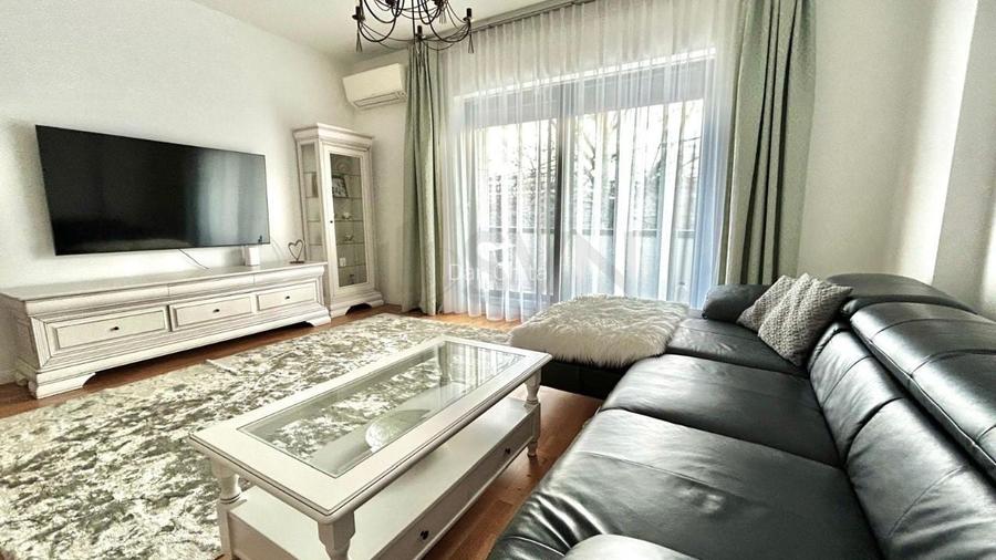 Apartament cu 3 camere decomandat în 13 Septembrie Apartament cu 3 camere decomandat în 13 Septembrie