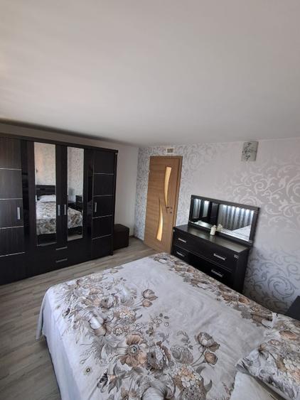 Vand apartament 3 camere decomandat - 5