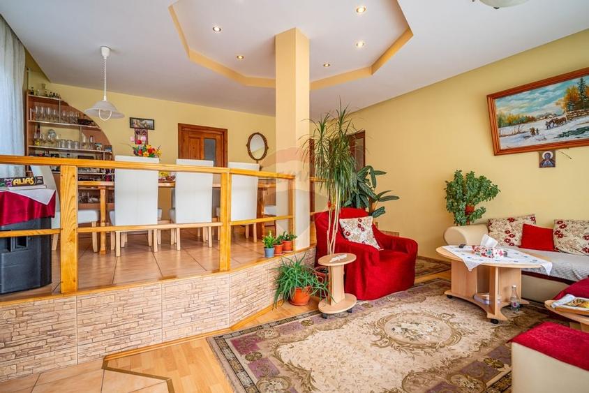 Casa spatioasa in Busteni, cu vedere superba catre Muntii Bucegi - 5